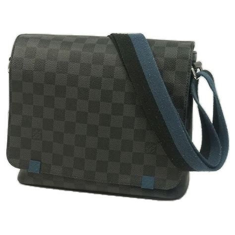 louis vuitton umhängetasche herren schwarz|Louis Vuitton aktentasche herren.